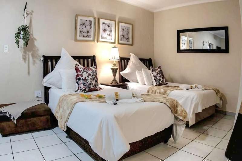 Dei Gratia Guest House Musina Exterior foto