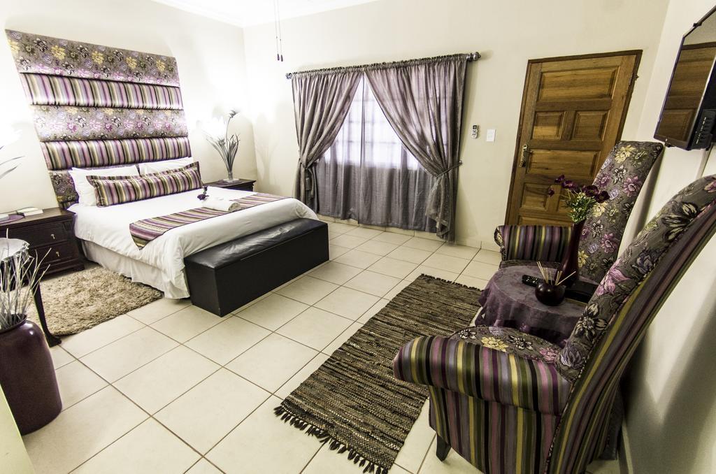 Dei Gratia Guest House Musina Exterior foto